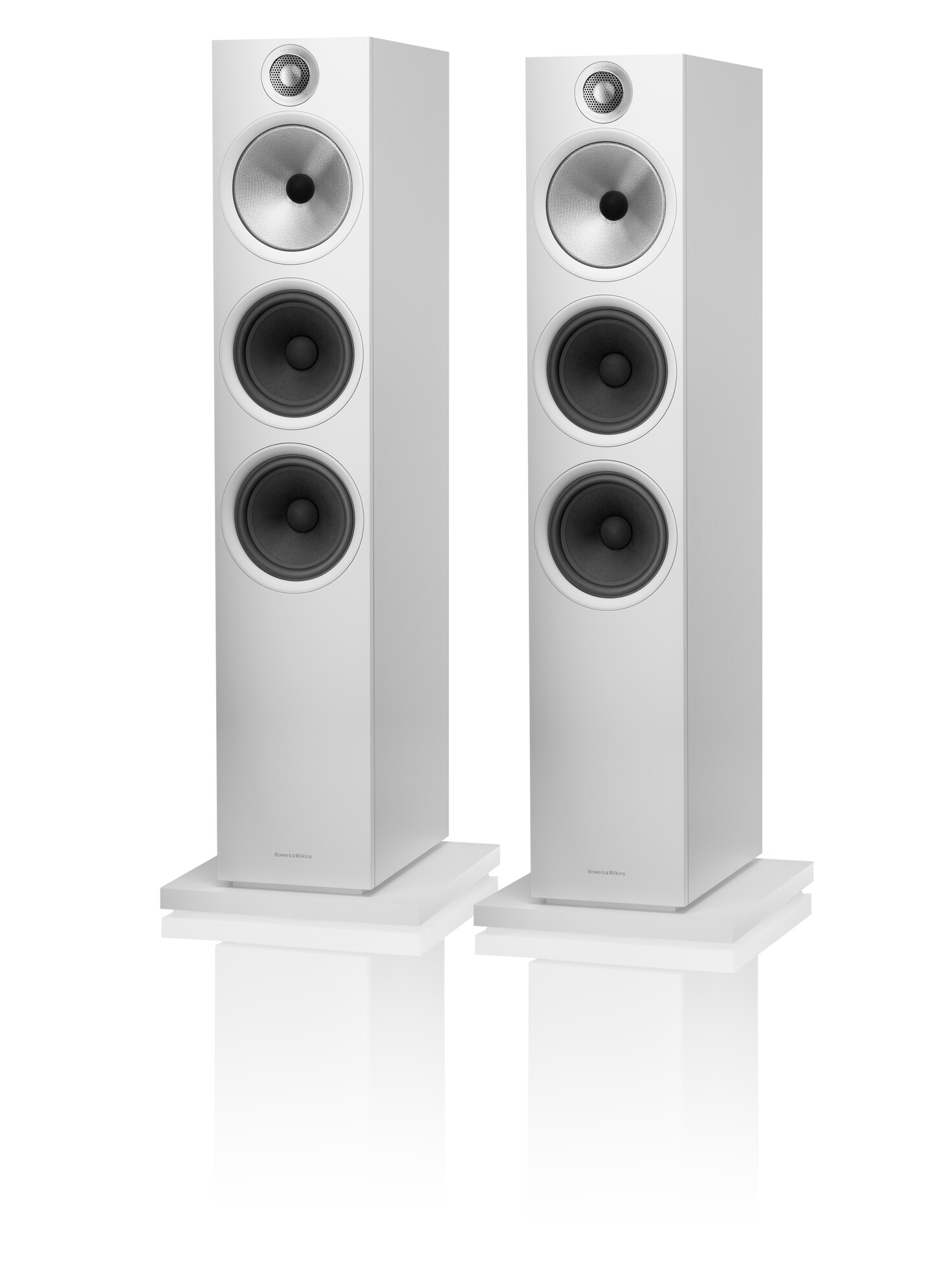Low--603 S2 Anniversary Edition Pair Matte White with Plinth
